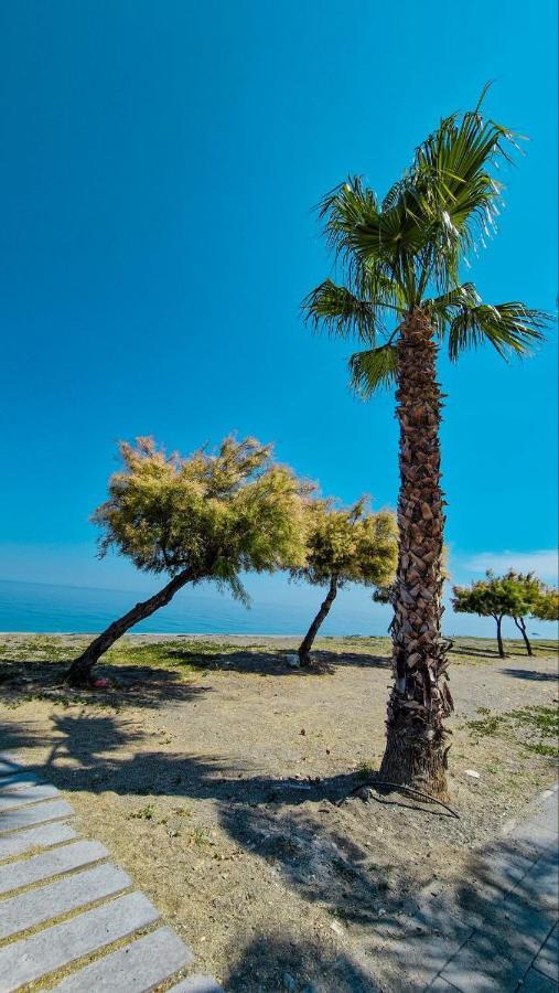 Agriturismo Bella Vista - Da Carmelo سانتا تيريزا دي ريفا المظهر الخارجي الصورة